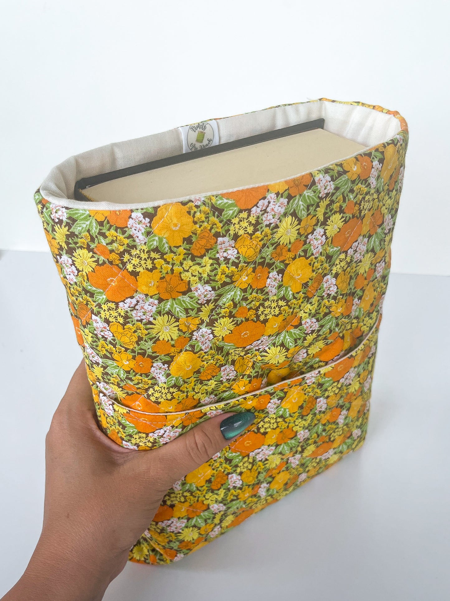 70s Floral Book Sleeve Size Large