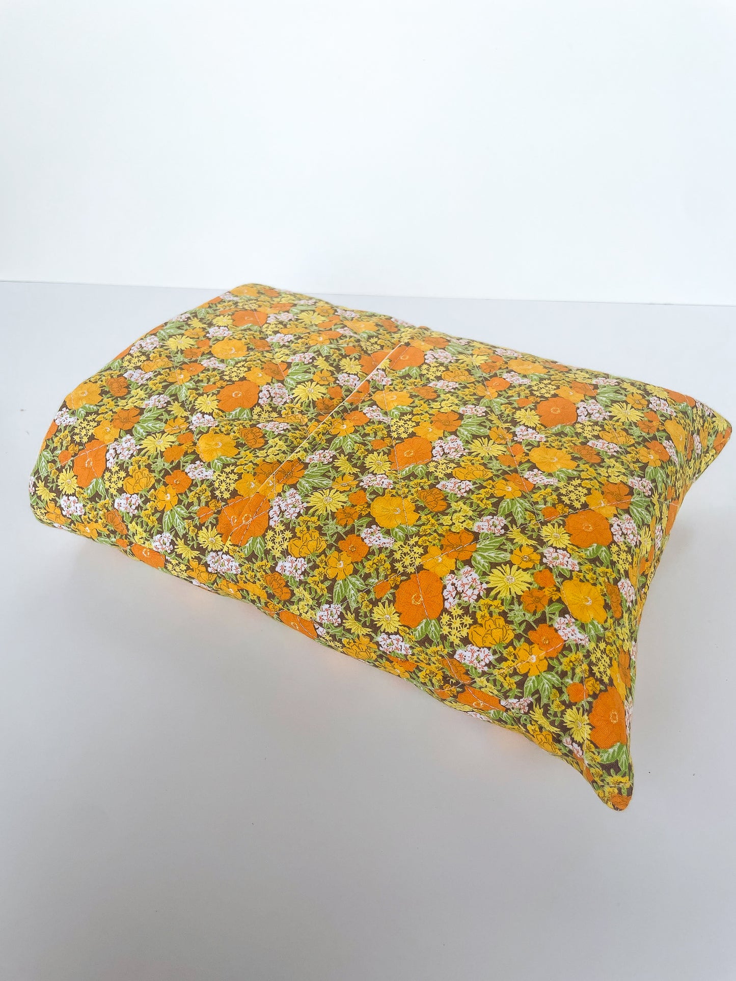 70s Floral Book Sleeve Size Large