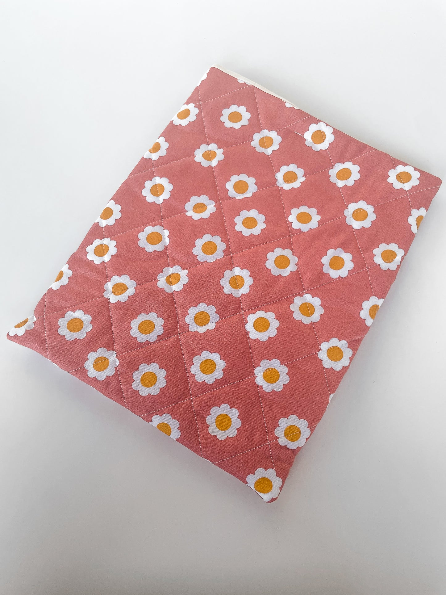 Daisy Book Sleeve Size Large