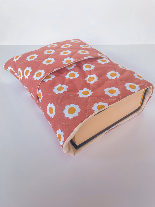 Daisy Book Sleeve Size Large