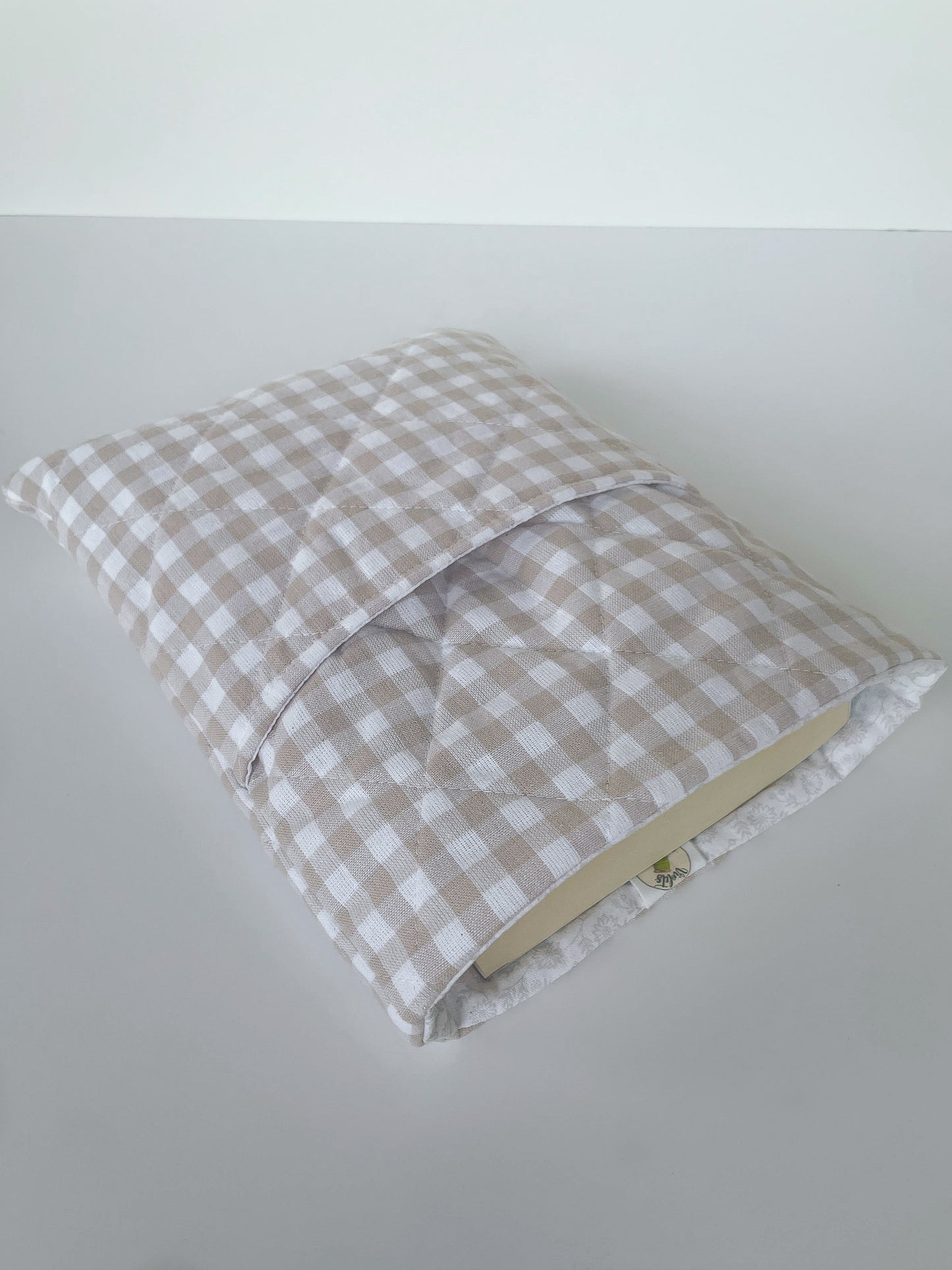 Neutral Gingham Book Sleeve Size Medium