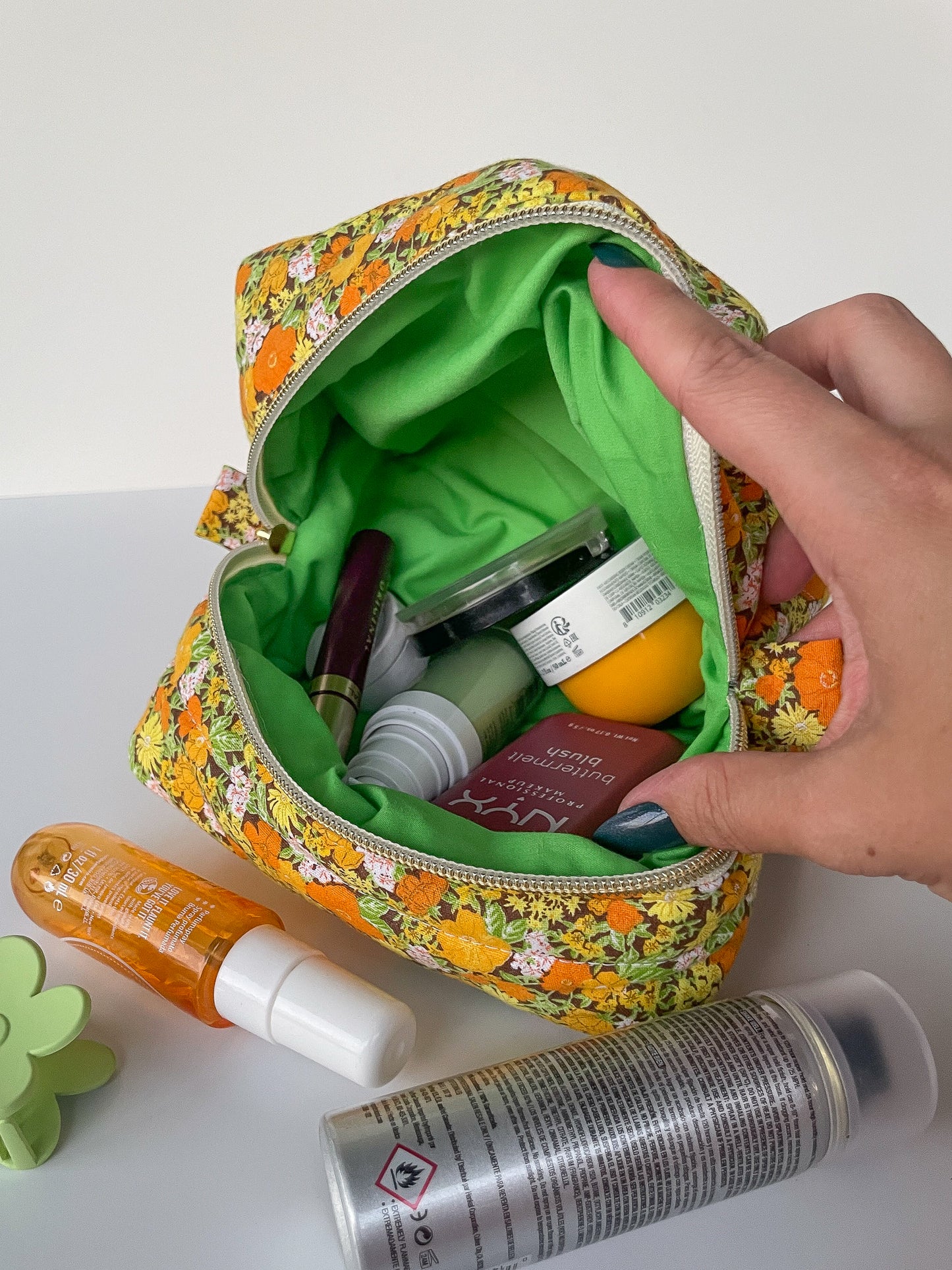 70s Retro Makeup Bag, Size Small