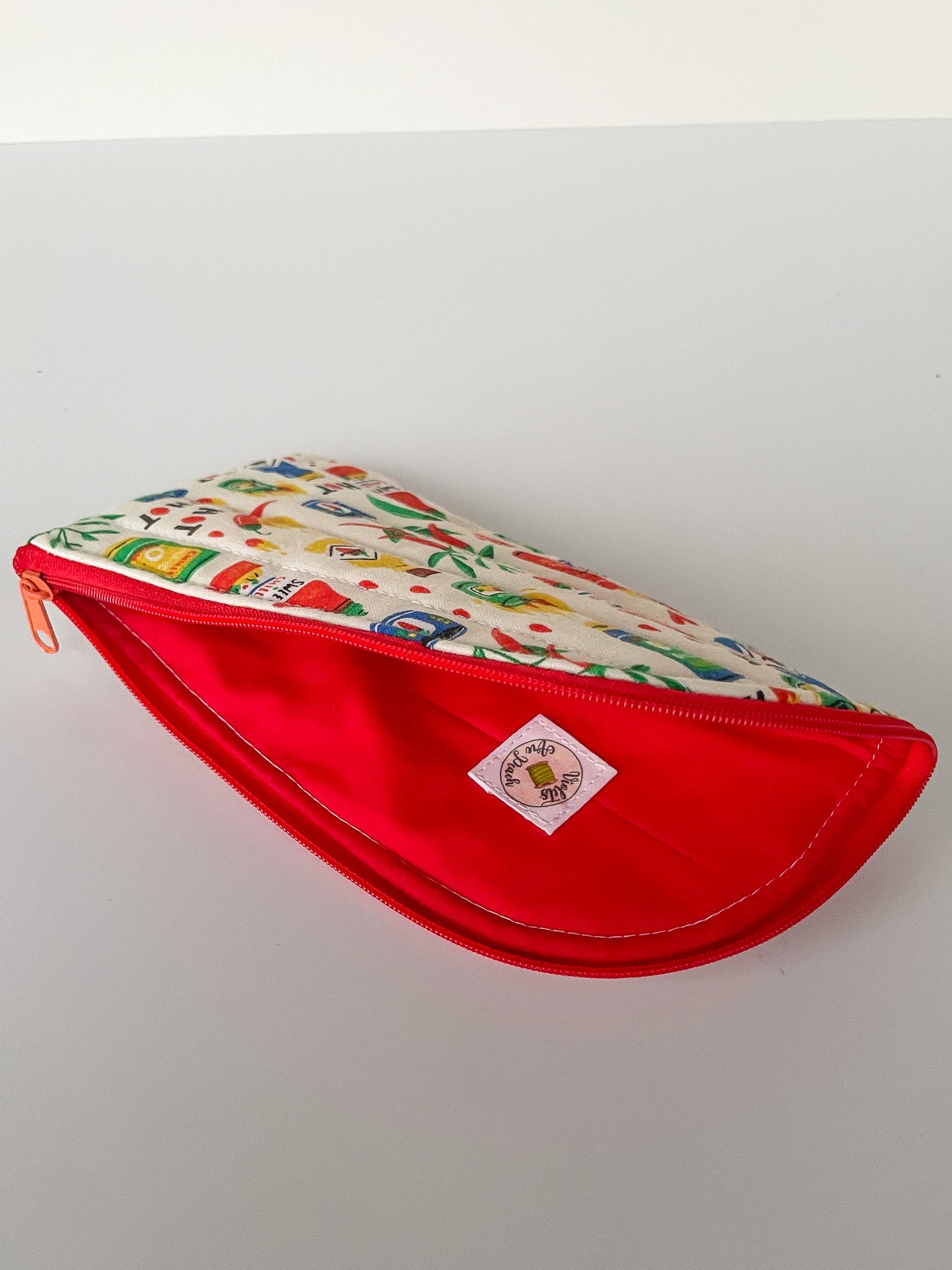 Hot Sauce Glasses Case