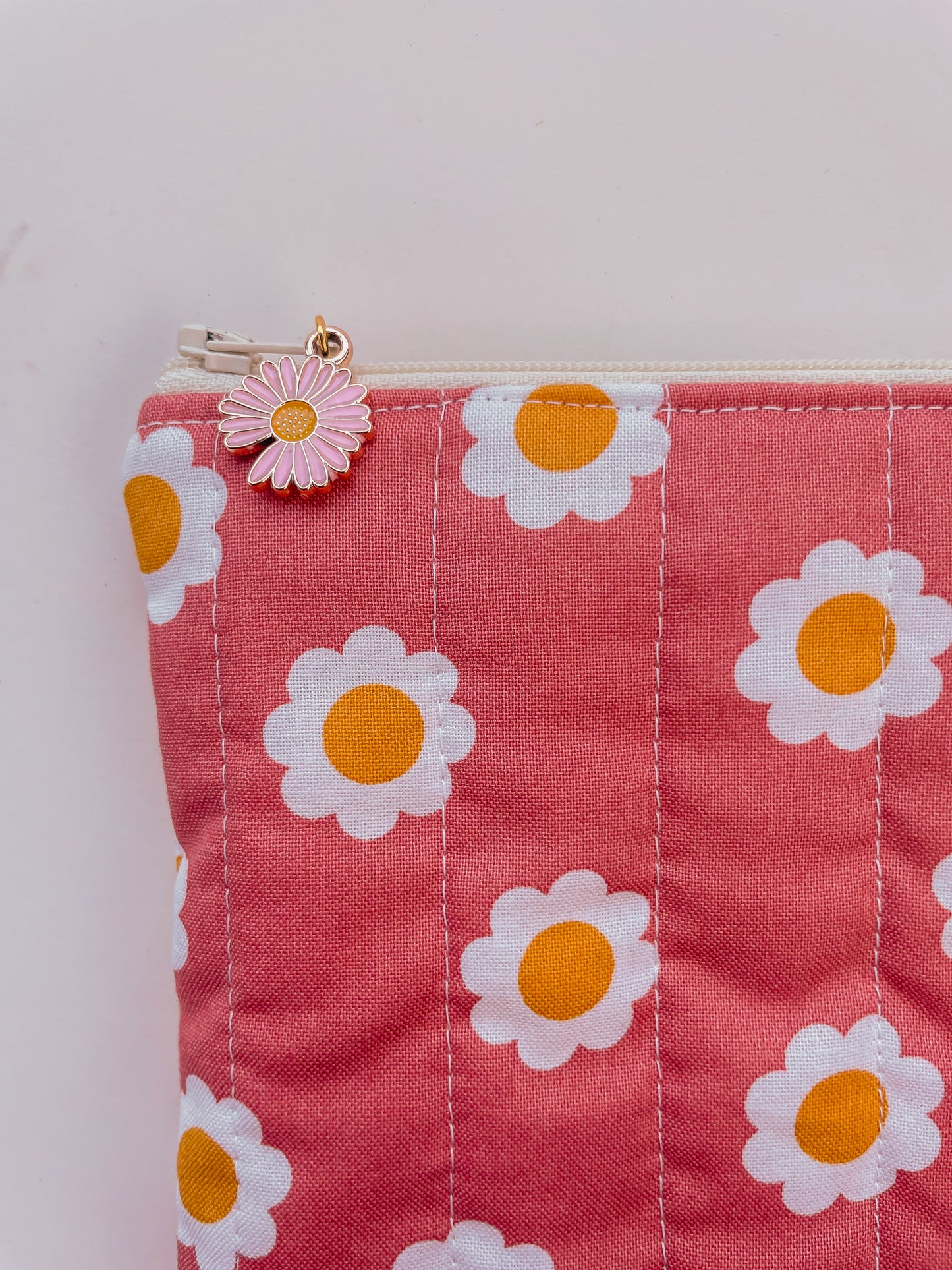 Daisy Quilted Zipper Pouch