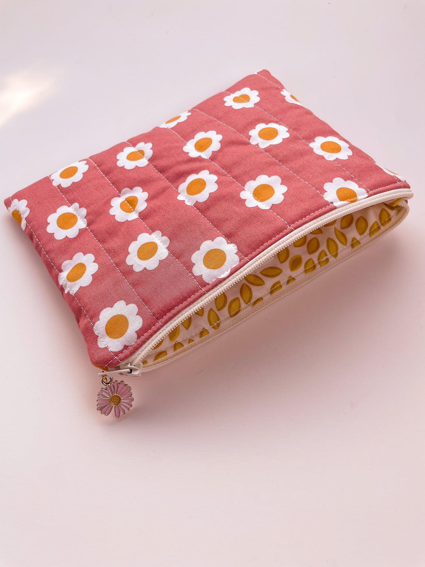 Daisy Quilted Zipper Pouch