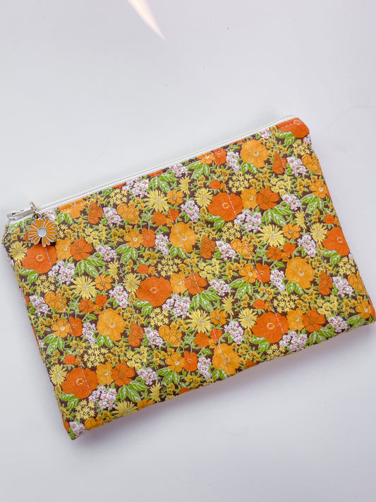 70s Retro Quilted Zipper Pouch