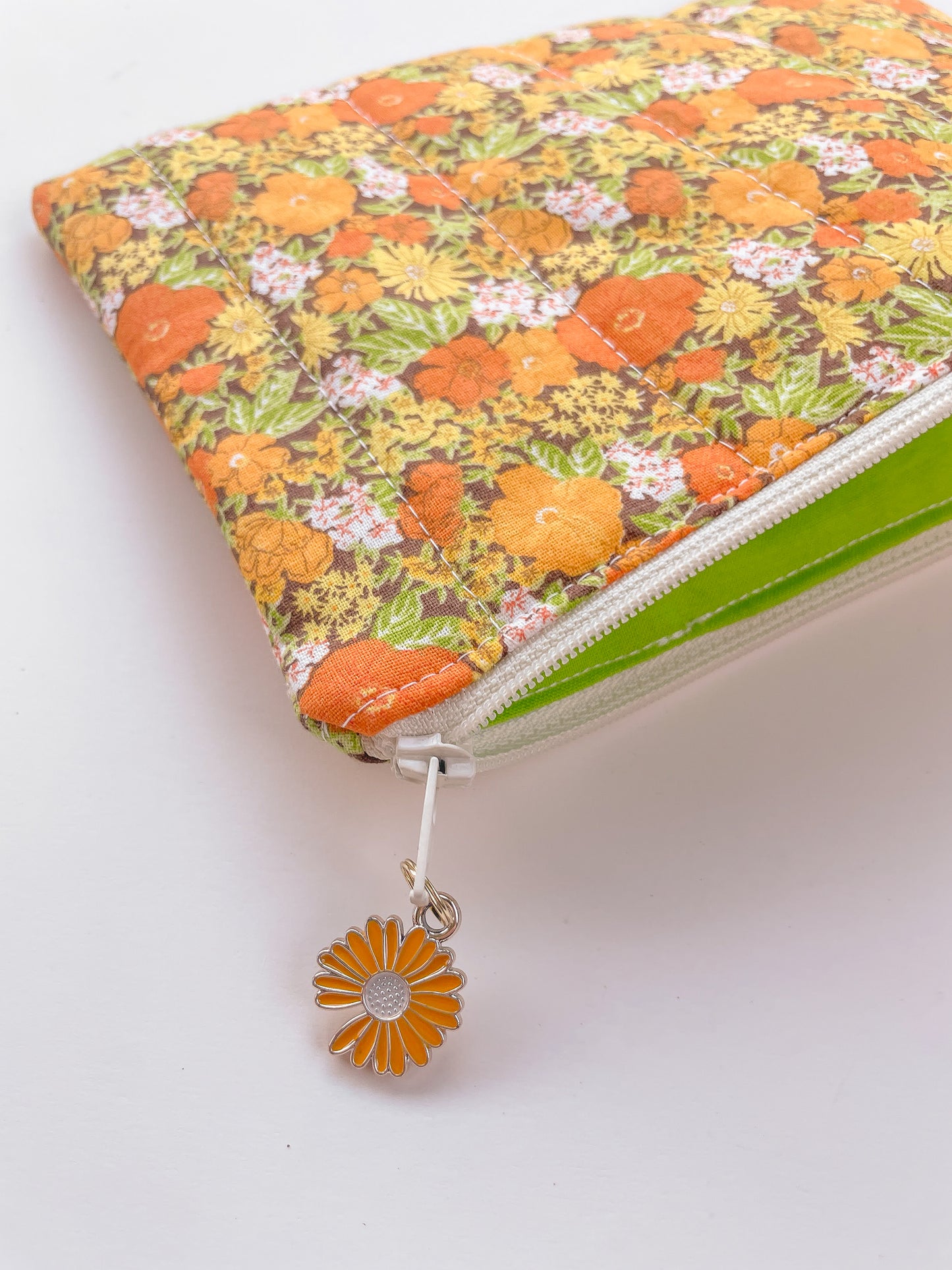 70s Retro Quilted Zipper Pouch