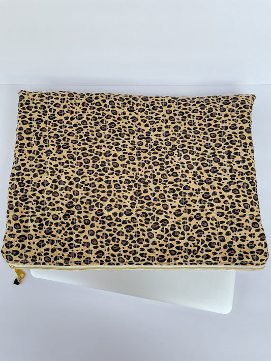 Cheetah Print Laptop Case, Size Large