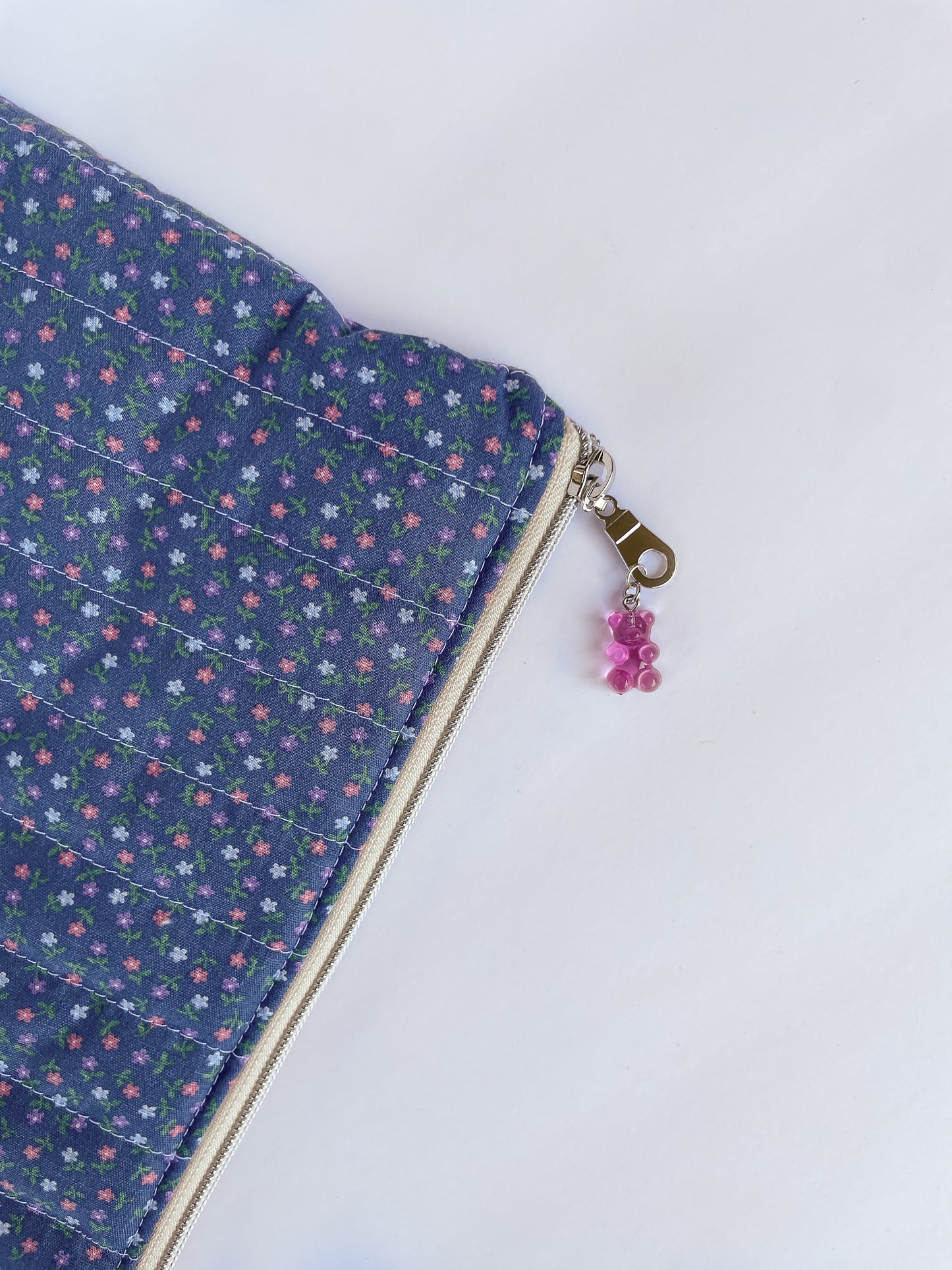 Blue Floral Laptop Case, Size Large