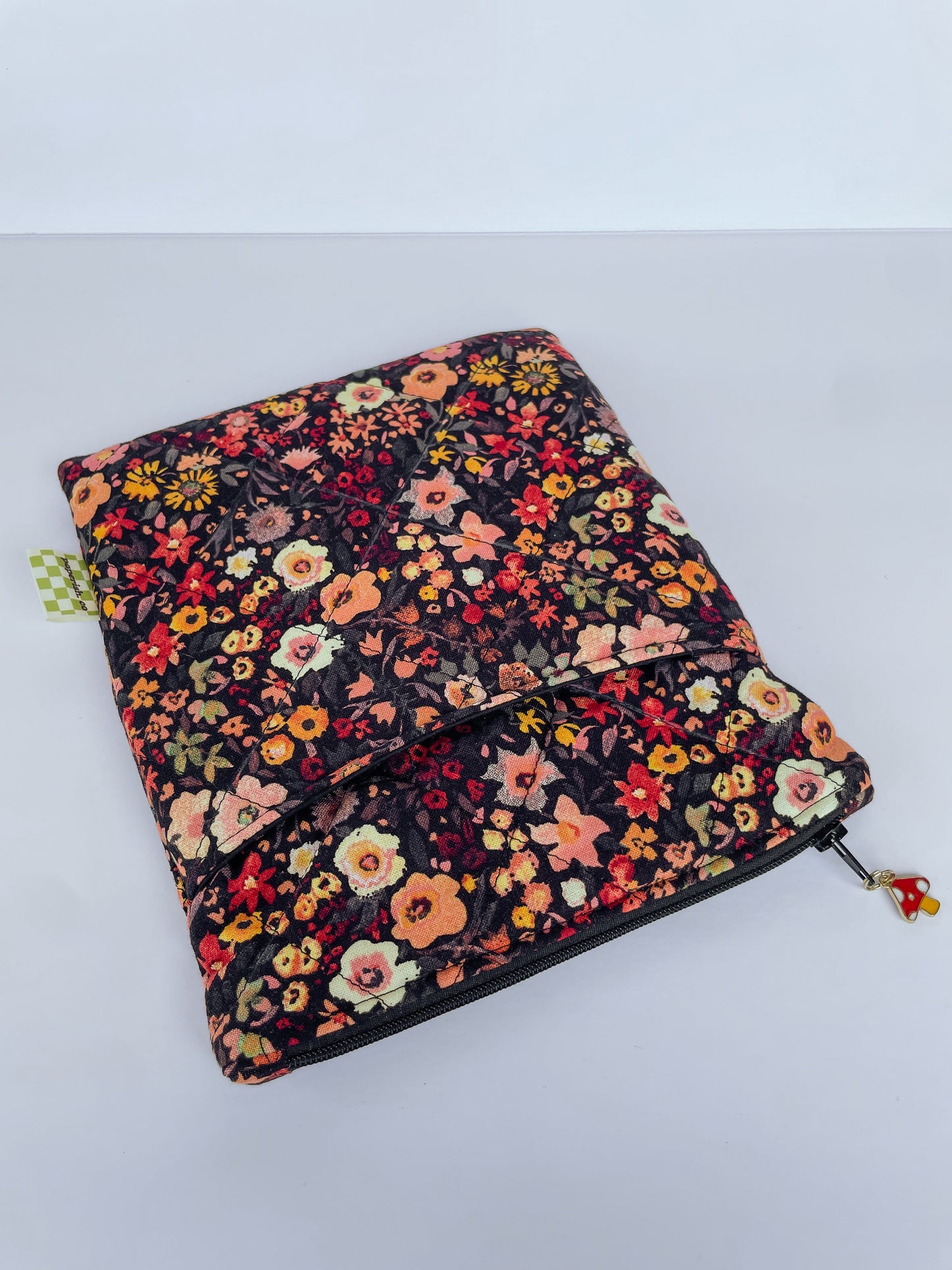 Red Floral Kindle Case