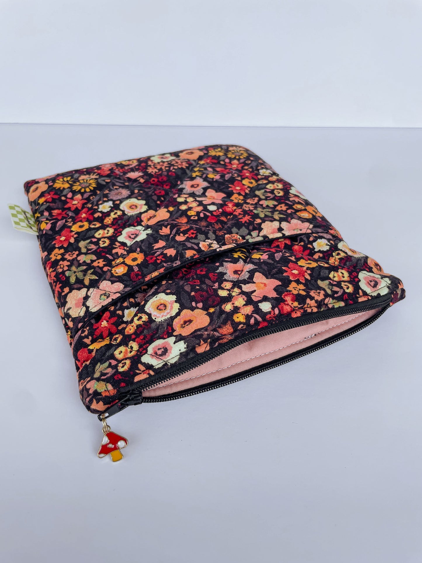 Red Floral Kindle Case