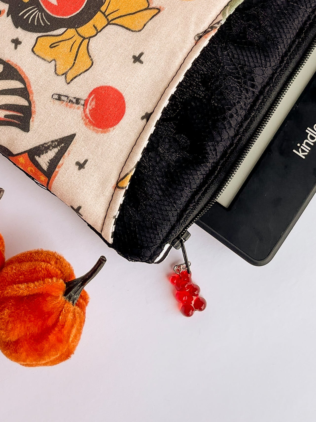 Retro Halloween Kindle Case